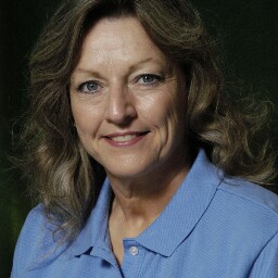 Laura Garris Photo 6