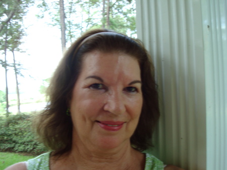 Beth Richardson Photo 24