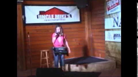 Leann Collins Photo 32