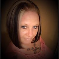 Amy Crothers Photo 2