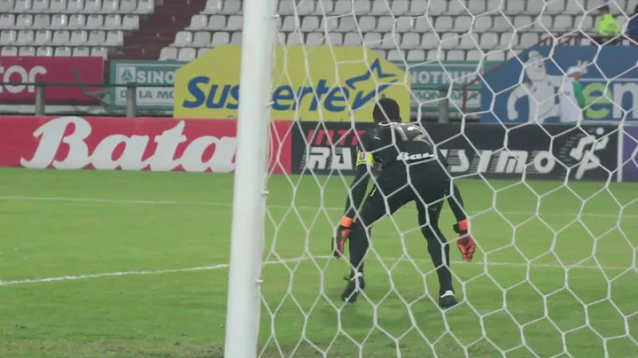 Jose Cuadrado Photo 29