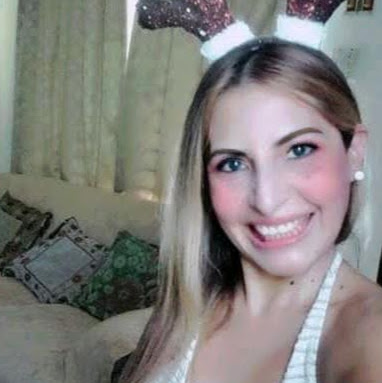 Angela Morales Photo 13
