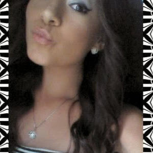 Stephanie Limon Photo 10
