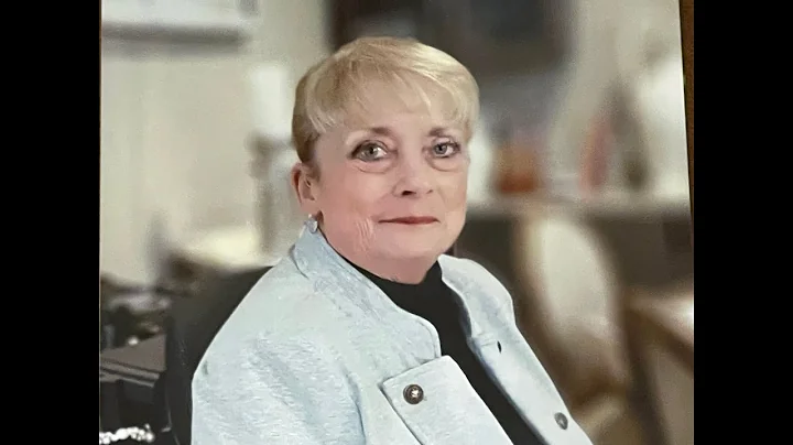 Peggy Hilliard Photo 18