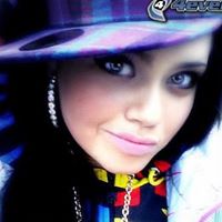 Rachel Strange Photo 3