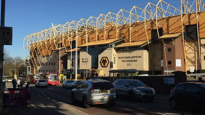 Fred Molineux Photo 9