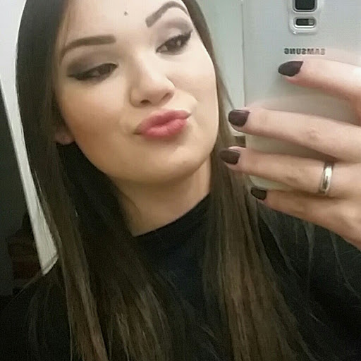 Isabella Teixeira Photo 16