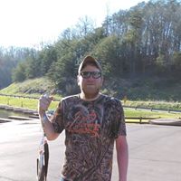 Lucas Lynch Photo 3