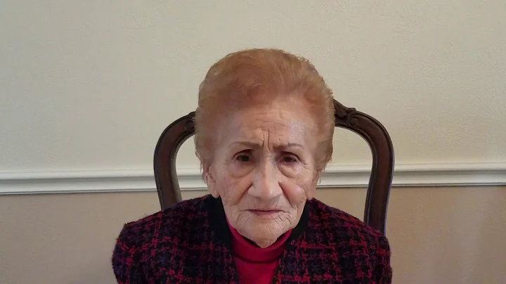 Lillian Gonzalez Photo 35