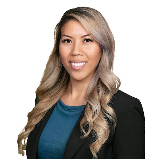 Amy Nguyen Photo 14