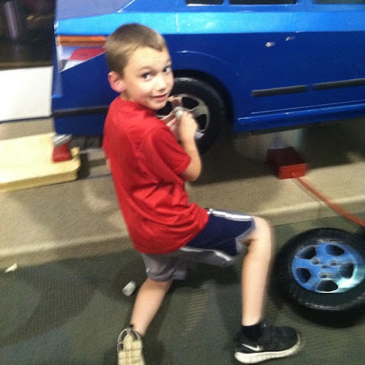Tyler Beasley Photo 12