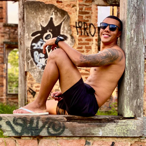 Gabriel Lucas Photo 9