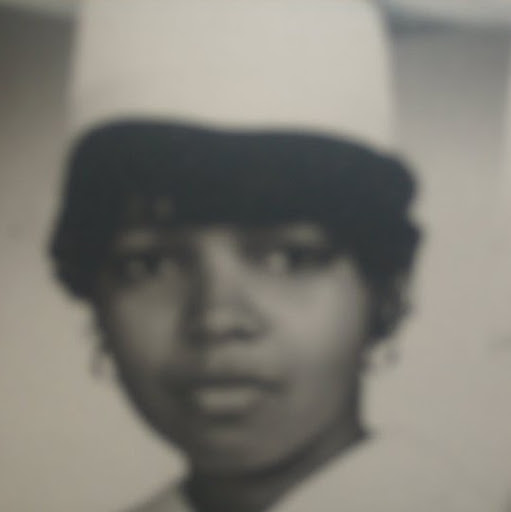 Marilyn Hicks Photo 12