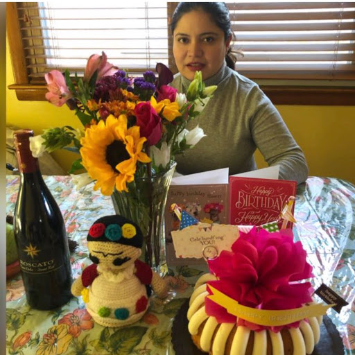Lizette Flores Photo 9