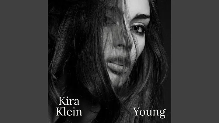 Kira Klein Photo 15