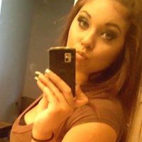 Erika Valencia Photo 2