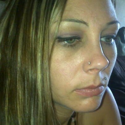 Julie Canfield Photo 10