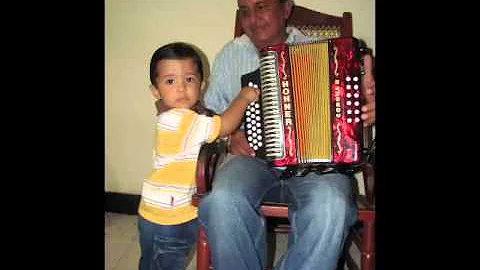 Lucio Gomez Photo 26