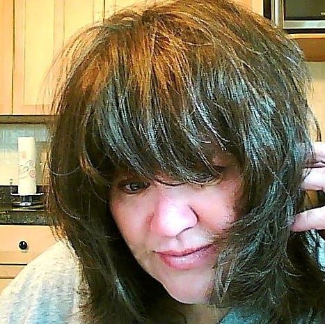 Renee Miller Photo 15