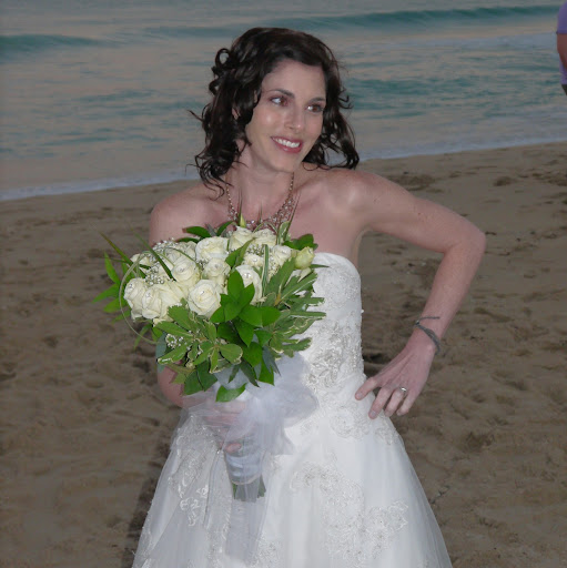Samantha Spiegel Photo 10