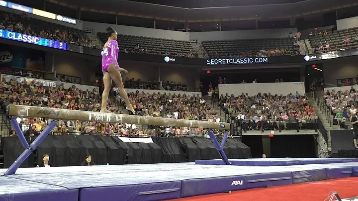 Taylor Lawson Photo 35