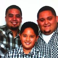 Raymond Holguin Photo 8