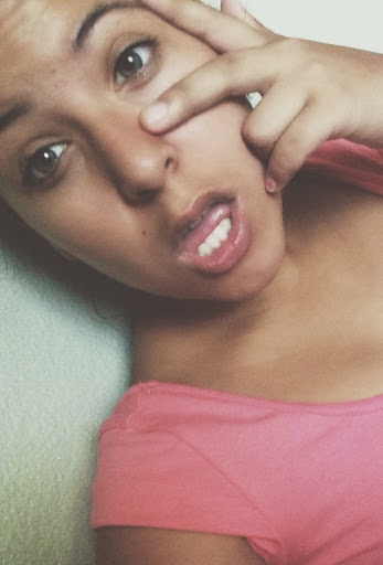 Natalie Gomez Photo 14