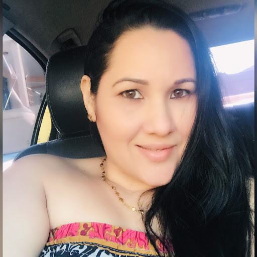 Milagros Sanchez Photo 6