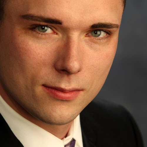 Tony Cross Photo 12