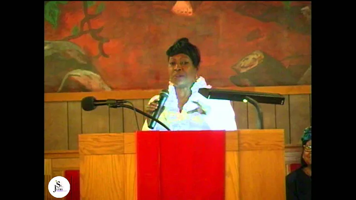 Carolyn Crisp Photo 30