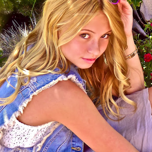Bailey Harrison Photo 10