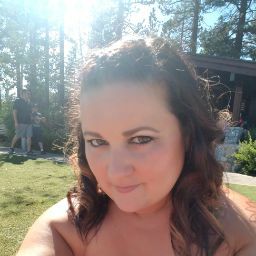 Stefanie Turner Photo 11
