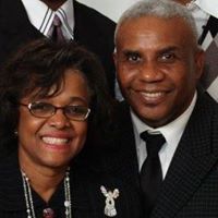 Bobby Giles Photo 6