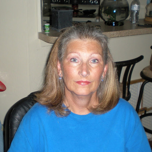 Cathy Paredes Photo 6