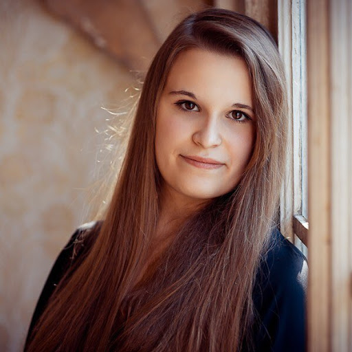 Jessica Krueger Photo 16
