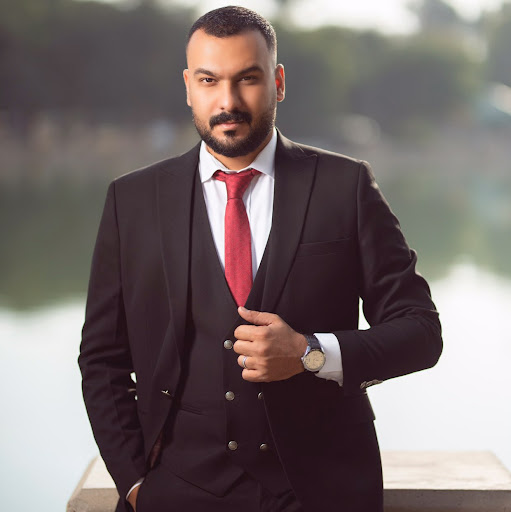 Mustafa Mohamed Photo 10