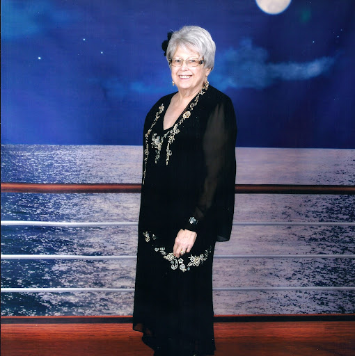 Marie Atkinson Photo 17