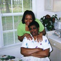 Marcia Holmes Photo 6
