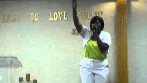 Tracy Grier Photo 20