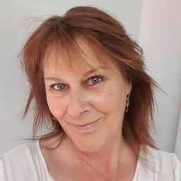 Sharon Reid Photo 9