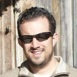 Roger Flores Photo 9