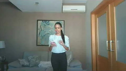 Liz Castillo Photo 30