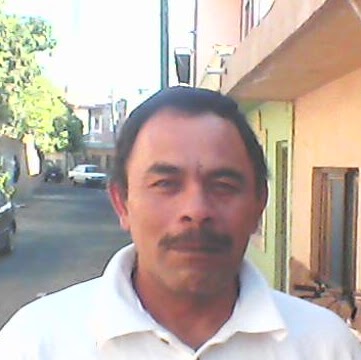 Tomas Lira Photo 8