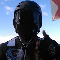 Edward Ramirez Photo 7