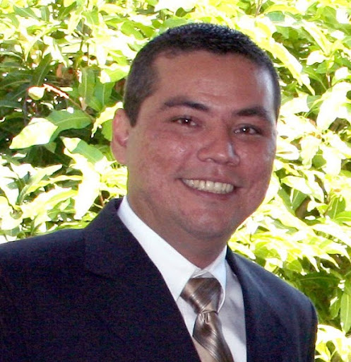 Giovanni Flores Photo 13