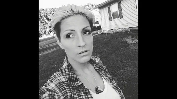 Sarah Jablonski Photo 16