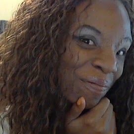 Latoya Sanders Photo 16