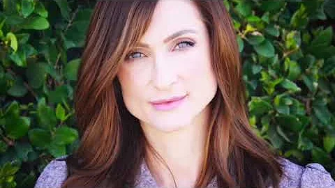 Tamara Cox Photo 37