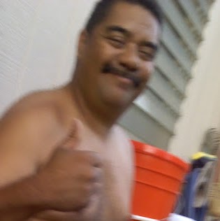 Russell Medeiros Photo 8