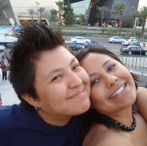 Luz Gomez Photo 9